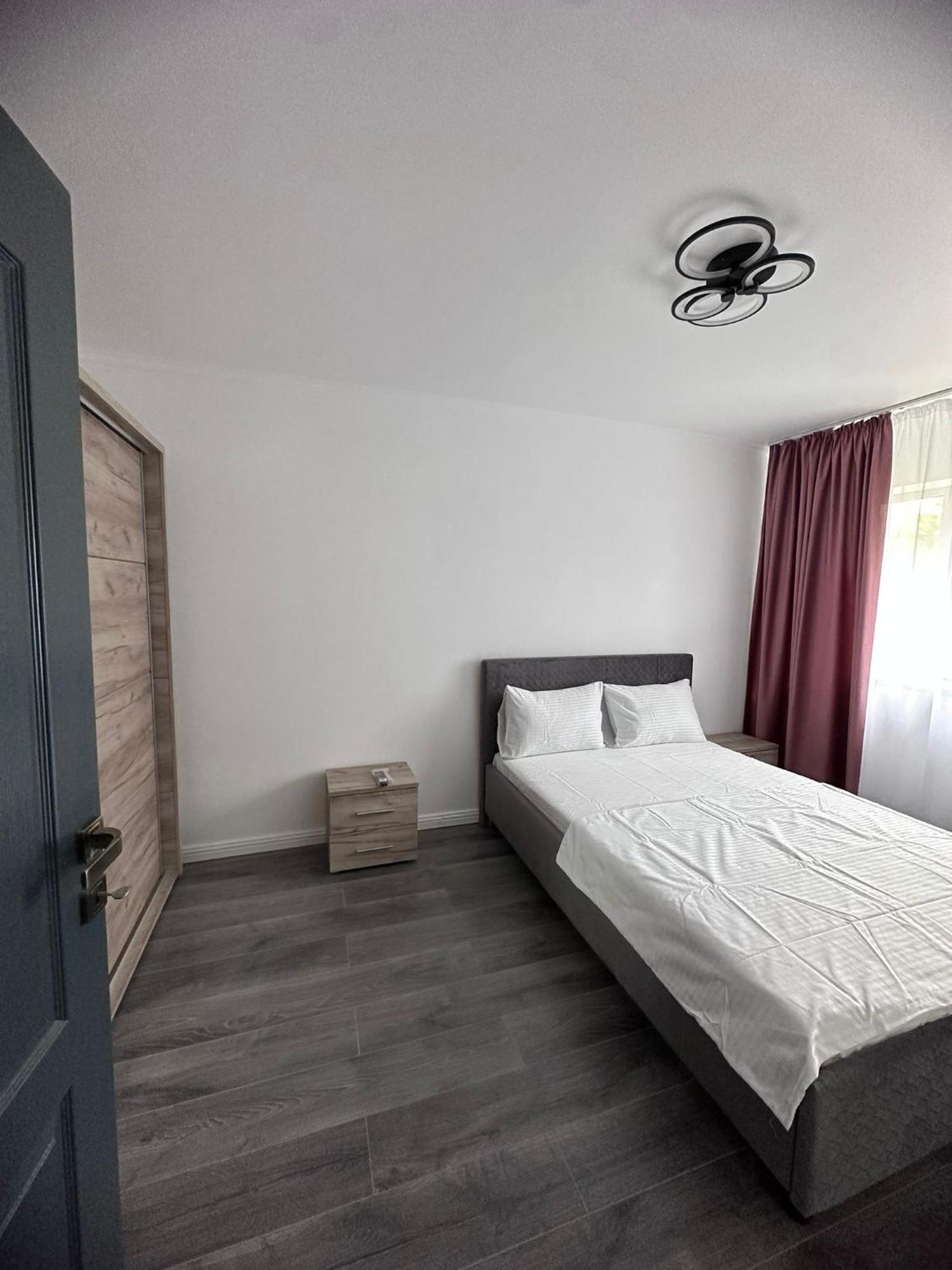 Apartament 3 Camere Trapezului Bucharest Luaran gambar