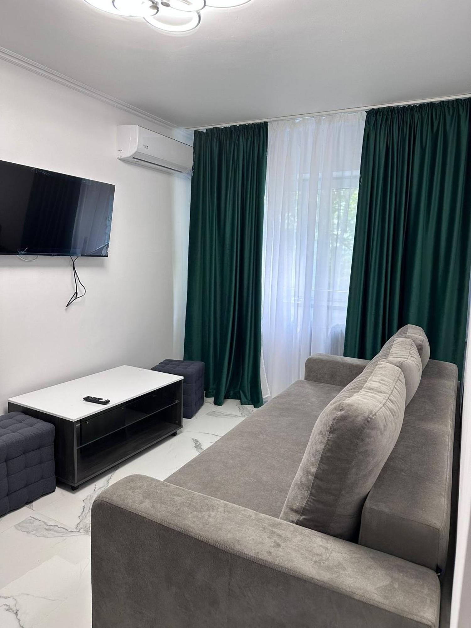 Apartament 3 Camere Trapezului Bucharest Luaran gambar