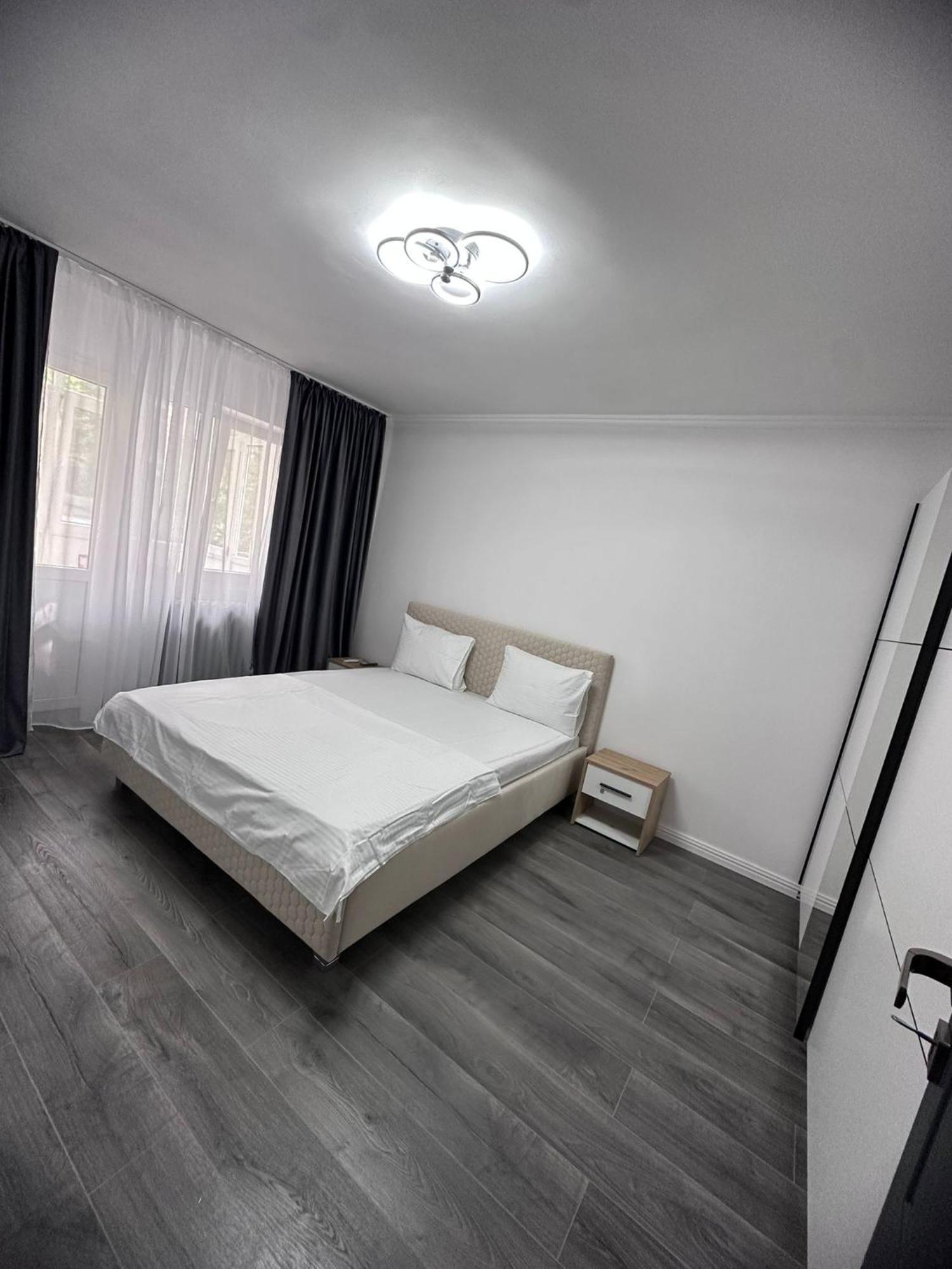 Apartament 3 Camere Trapezului Bucharest Luaran gambar