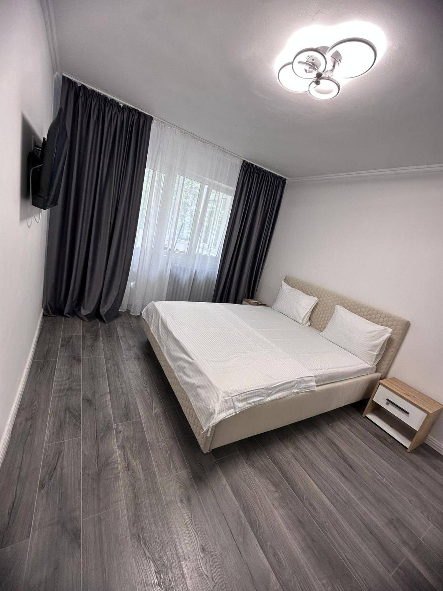 Apartament 3 Camere Trapezului Bucharest Luaran gambar